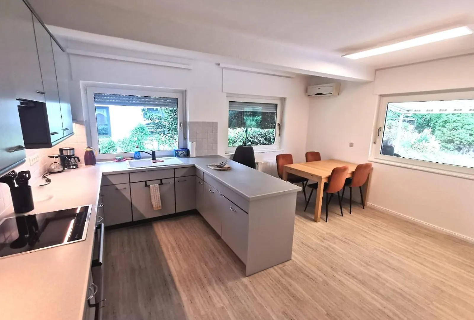 Monteur-Haus Prignitz Berlin Biesdorf, Marzan, Hellersdorf 아파트