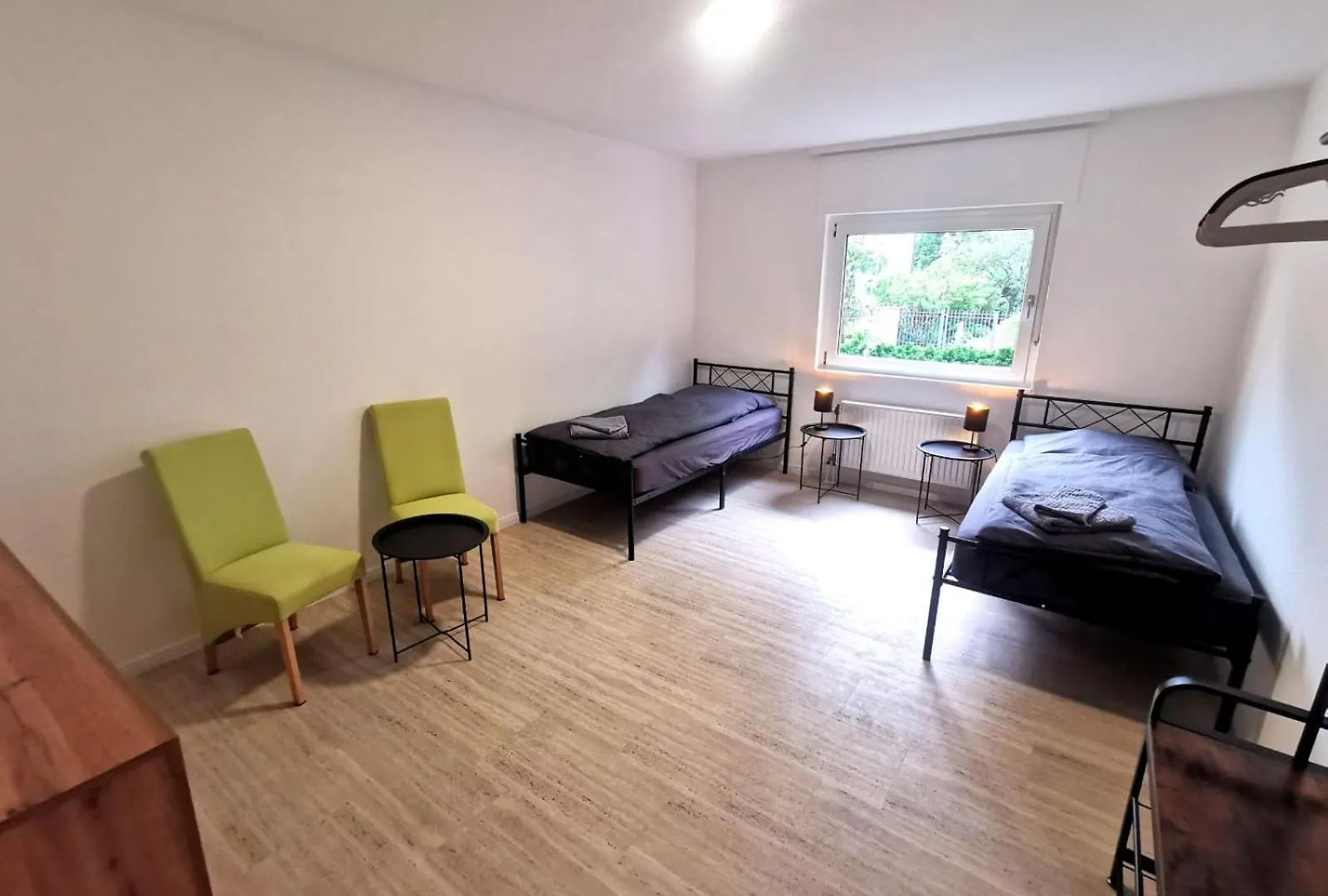 Monteur-Haus Prignitz Berlin Biesdorf, Marzan, Hellersdorf Apartment